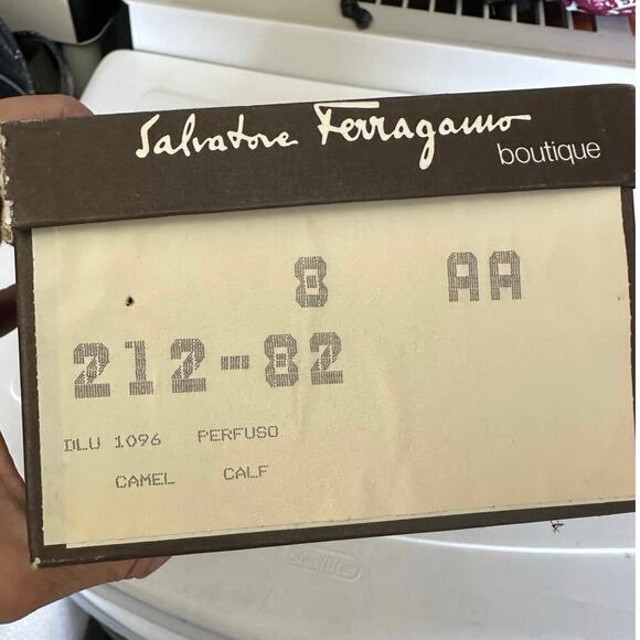 Vintage Salvatore Ferragamo Brown Leather Slip On Pump Heels loafers Size 8 - Picture 4 of 11